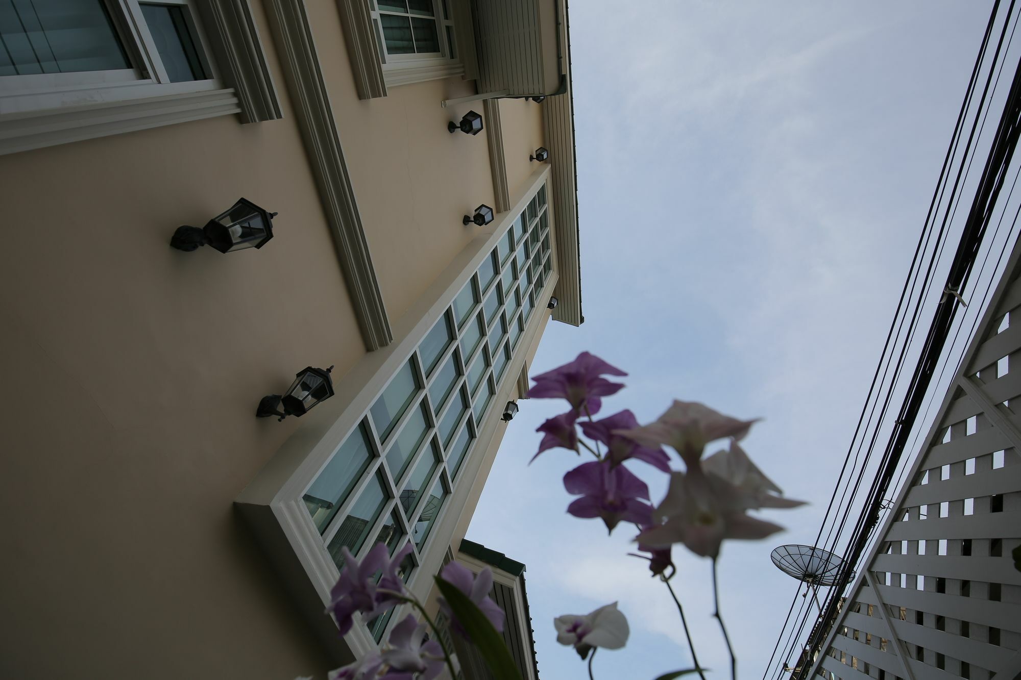 The Orchid House 153 Ξενοδοχείο Μπανγκόκ Εξωτερικό φωτογραφία